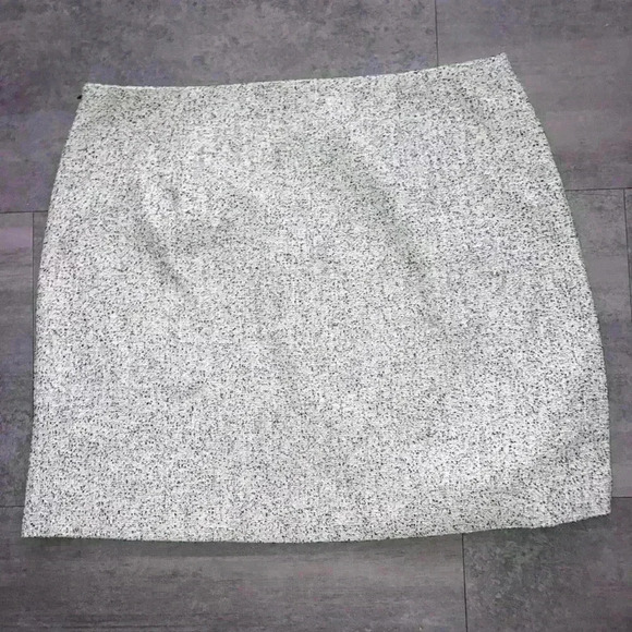 CLUB MONACO Centie Mini Skirt Black & White Size 14 - Picture 3 of 13